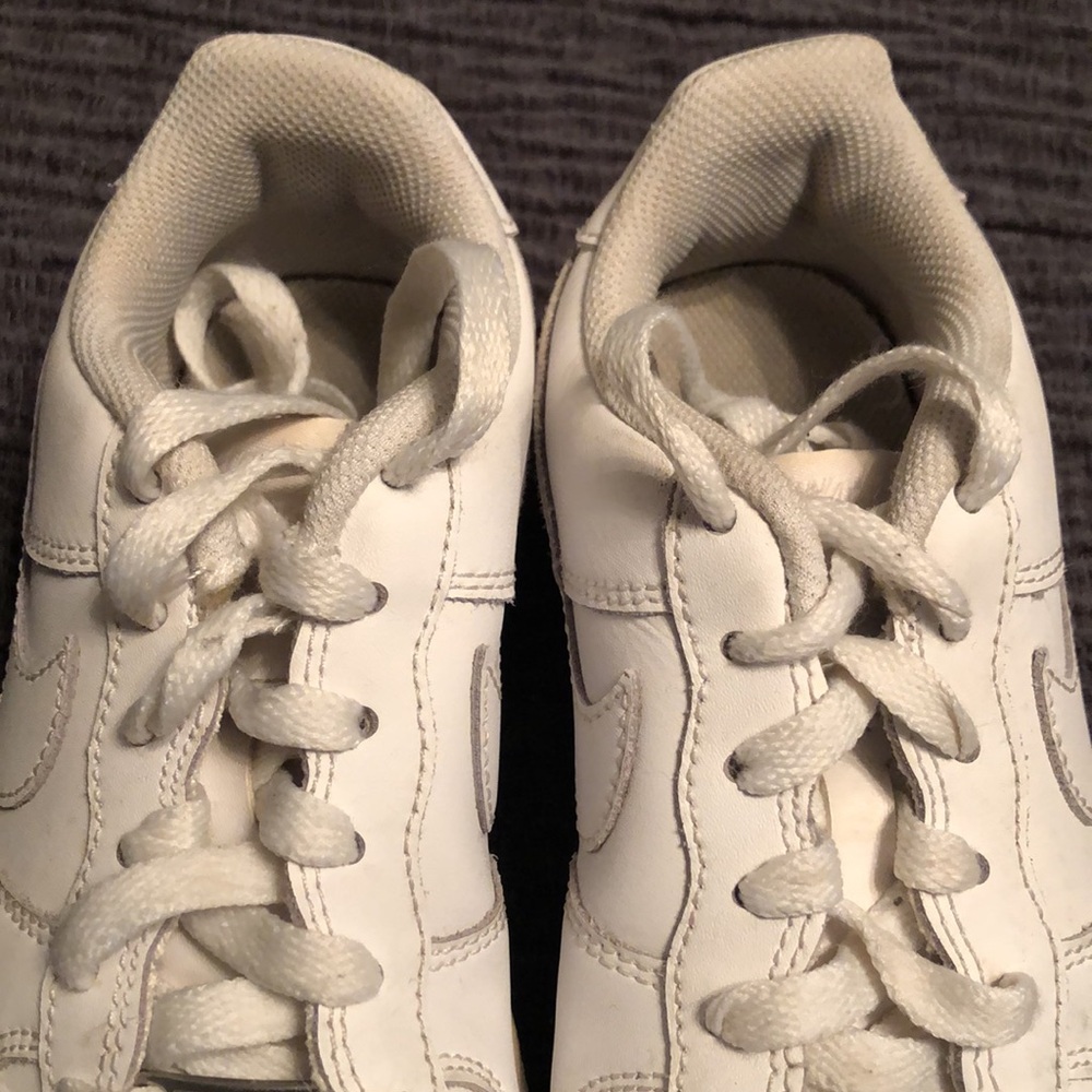 Nike AIR Sneakers - Picture 3 of 10